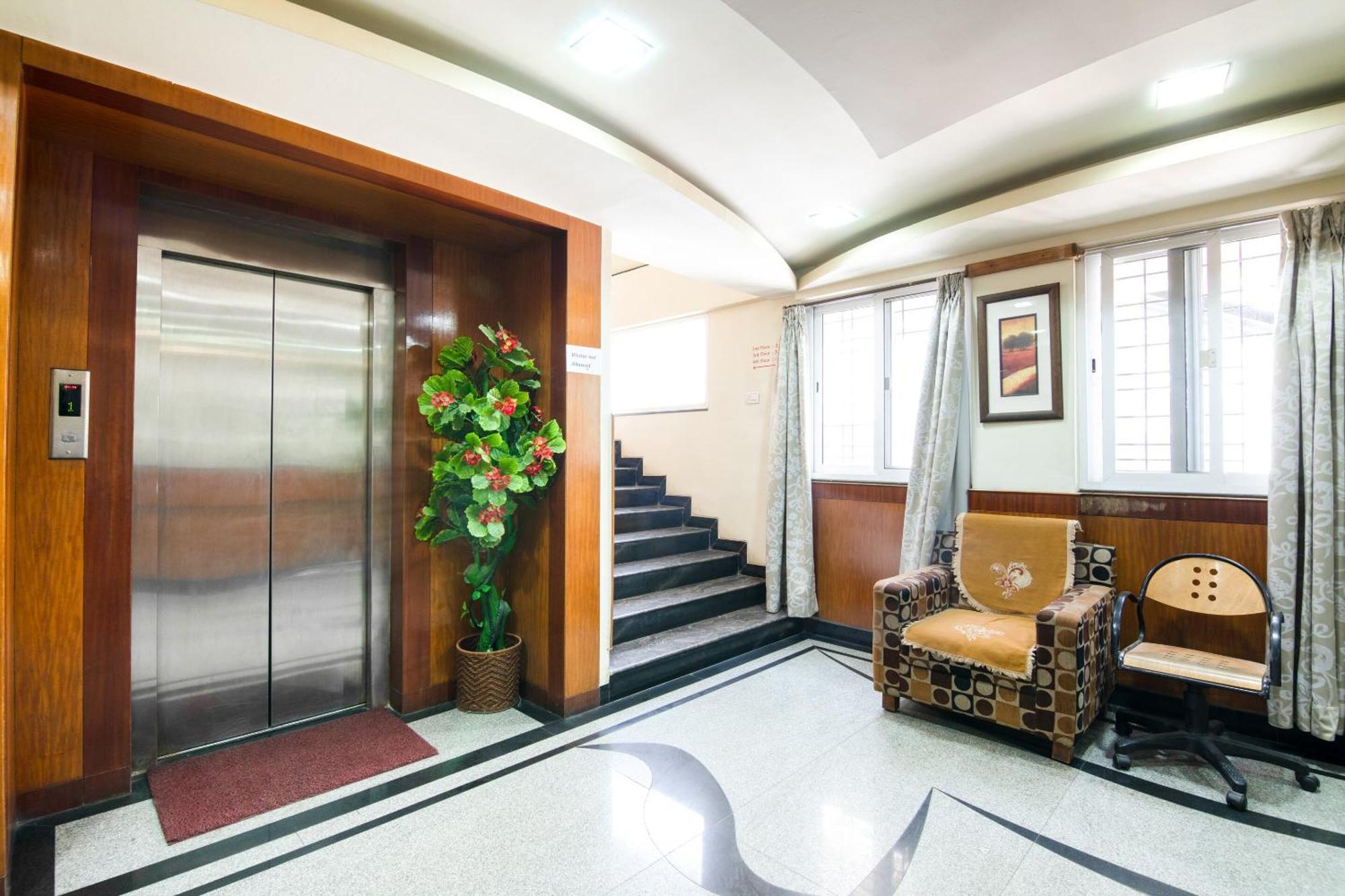 Flagship Aayush Corporate Stays Near Nexus Mall Koramangala Bangalore Exterior photo